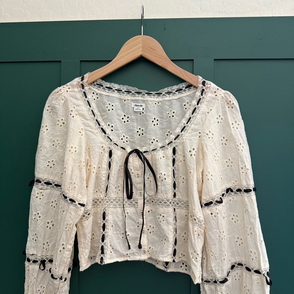 Urban Outfitters Kimchi Blue Selia Eyelet Square Neck Long Sleeve Blouse - Picture 5 of 12